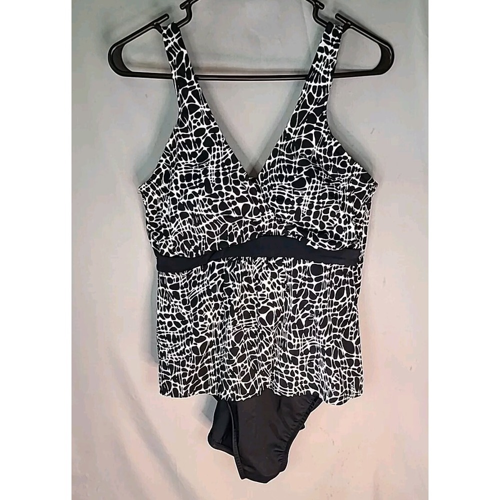 Trimshaper Women`s Body Sculpt One-Piece Swimsuit Sz 14 Black/White
